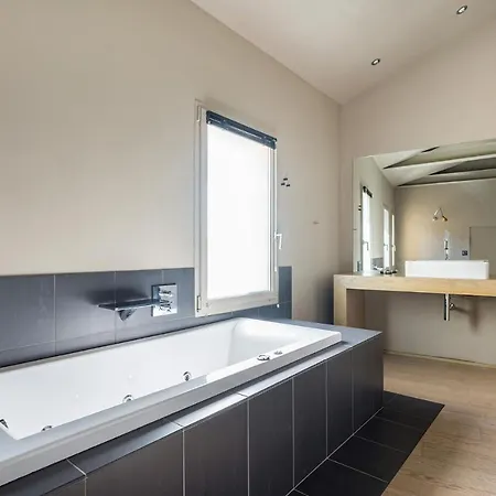 Gasthuis La Loge De Mer, Urbain 4*