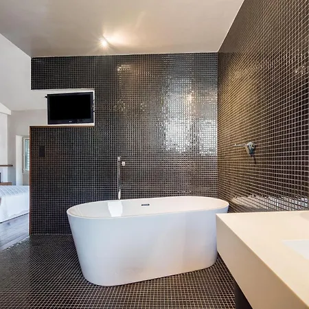 Gasthuis La Loge De Mer, Urbain