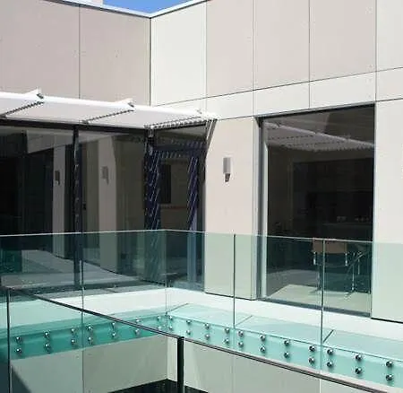 La Loge De Mer, Urbain 게스트하우스 4*