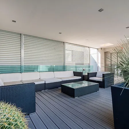 Gasthuis La Loge De Mer, Urbain Perpignan