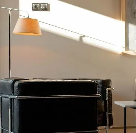 La Loge De Mer, Urbain 페르피냥