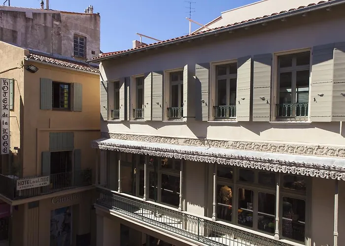 La Loge De Mer, Urbain Pensión 4*